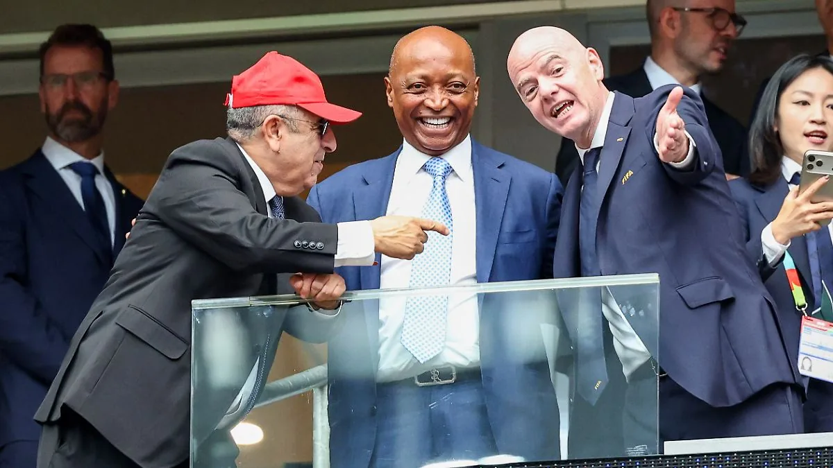WM: Die wichtigsten Fragen zum Beben in der Fifa: Explodiert jetzt der Welt-Fußball? - BILD