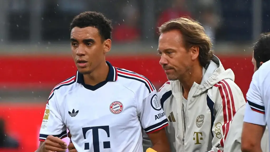 Erkrankung des Bayern-Profis: Was steckt hinter Musialas Zusammenbrüchen? - tagesschau.de