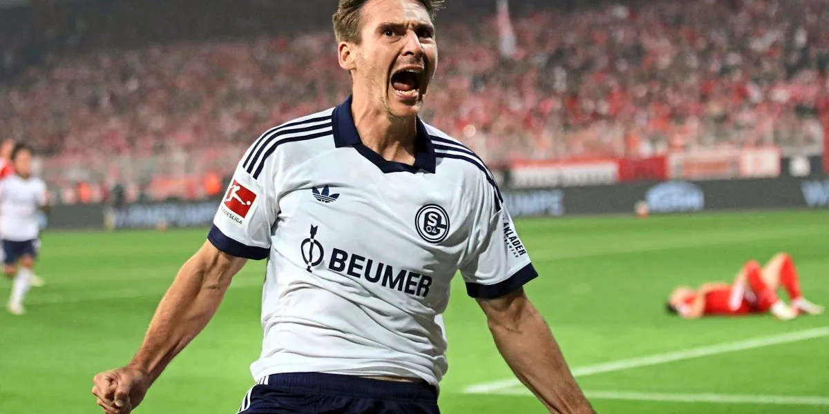 Super-Torwart für Klopp?: Mitreißendes Schalke 04 legt überforderte Berliner schlafen